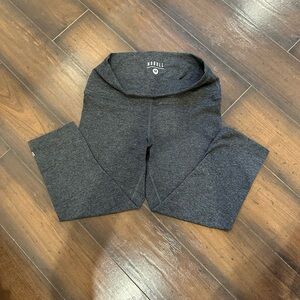 NOBULL Women’s Charcoal Capri Leggings